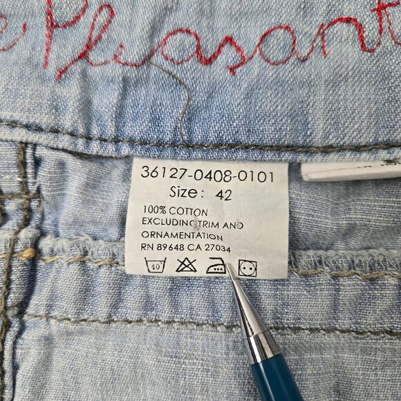 Blue Willi's Denim Skirt A Life More Pleasant Ice Blue Light Wash size 42 (12US) - Picture 9 of 13